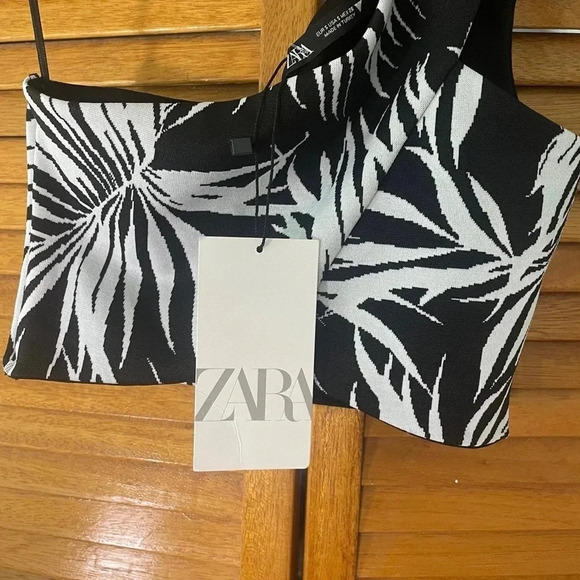 Zara One Shoulder Palm Print Jacquard Cross Over Crop Top S NWT - Picture 3 of 5